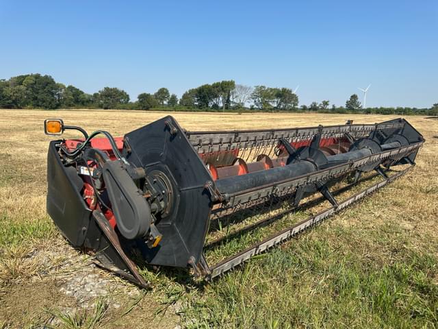 Image of Case IH 1010 equipment image 3