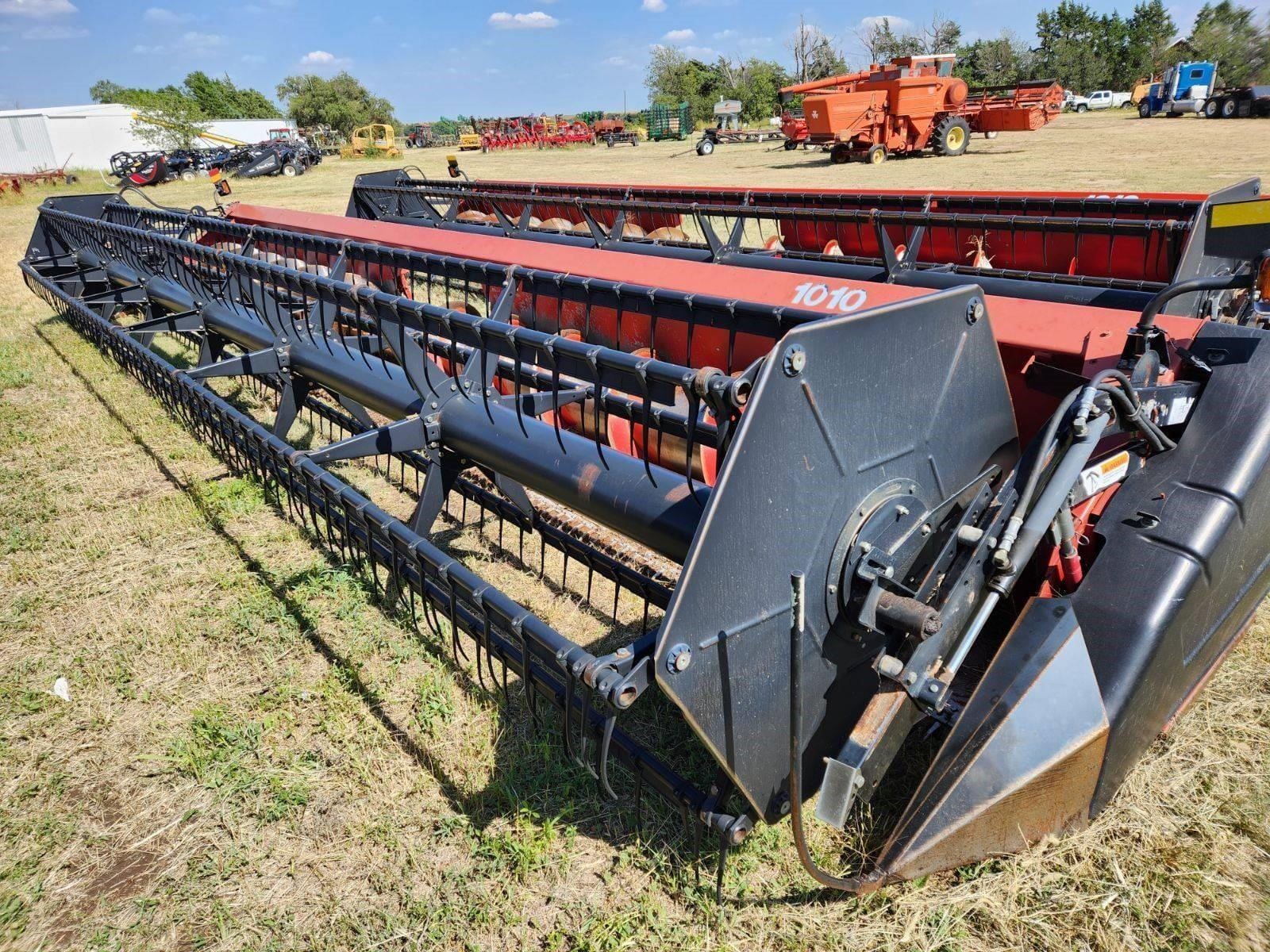 2004 Case IH 1010 Equipment Image0