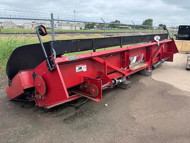 Image of Case IH 1083 equipment image 2