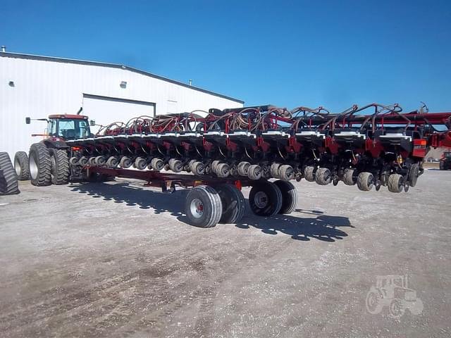 Image of Case IH 1200 equipment image 1