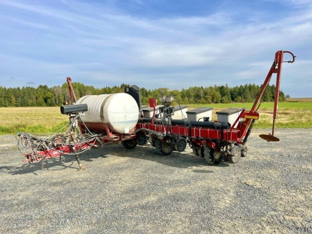 Image of Case IH 1200 Primary image