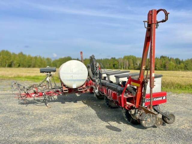 Image of Case IH 1200 equipment image 2