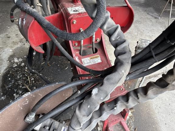 Image of Case IH 1200 equipment image 1