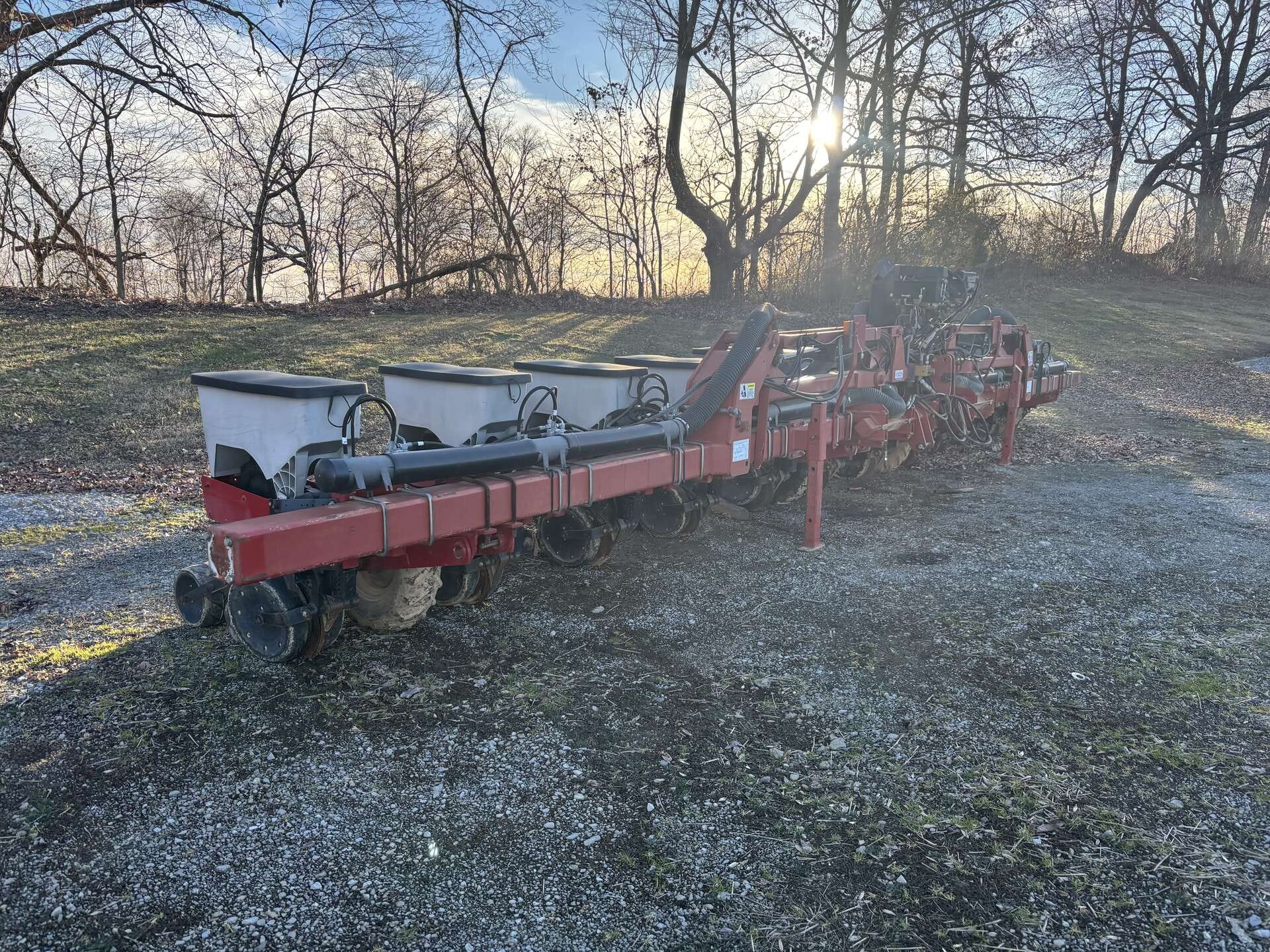 2004 Case IH 1200 Image