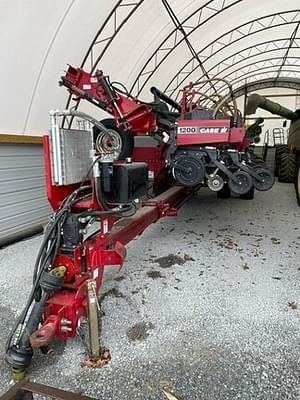 2004 Case IH 1200 Image