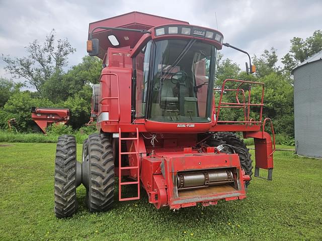 Image of Case IH 2388 equipment image 2