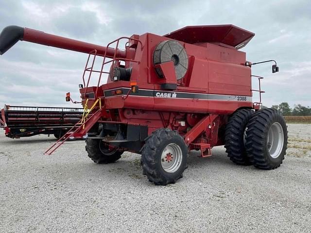 Image of Case IH 2388 equipment image 4