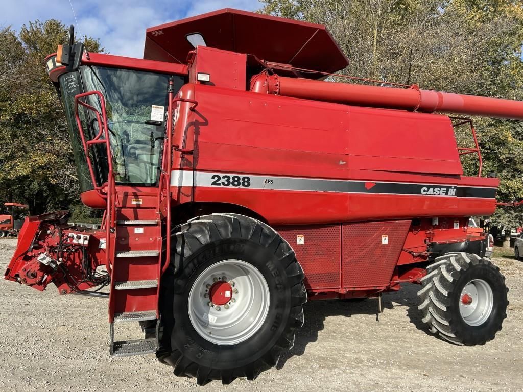 2004 Case IH 2388 Equipment Image0
