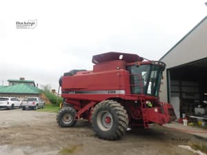 2004 Case IH 2388 Image