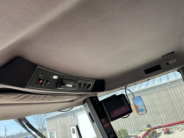 Image of Case IH 2388 equipment image 3