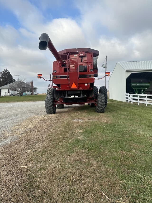 Image of Case IH 2388 equipment image 2