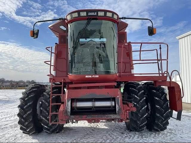 Image of Case IH 2388 equipment image 2