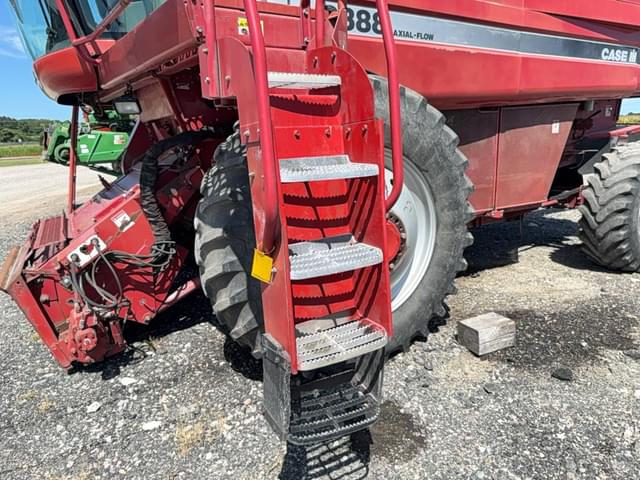 Image of Case IH 2388 equipment image 2