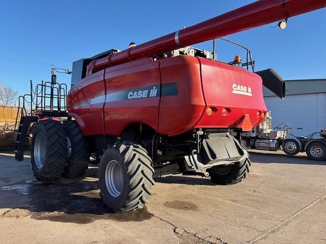 Image of Case IH 8010 equipment image 4