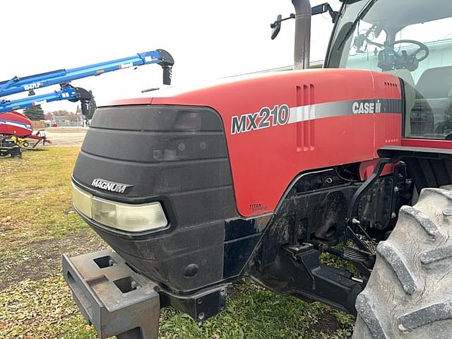 Image of Case IH MX210 equipment image 1