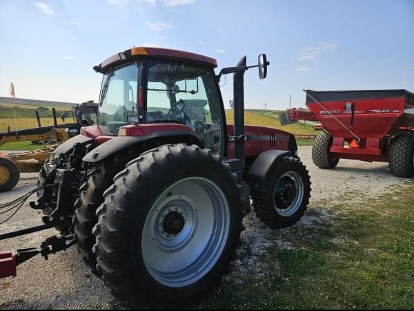 Image of Case IH MX200 equipment image 4