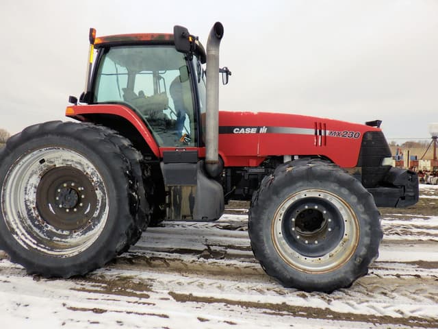 Image of Case IH MX230 equipment image 3