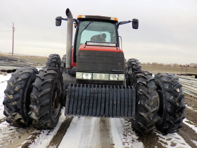 Image of Case IH MX230 equipment image 1