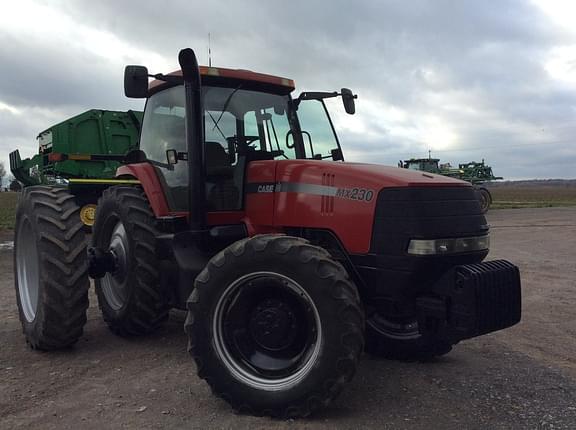 Image of Case IH MX230 equipment image 2