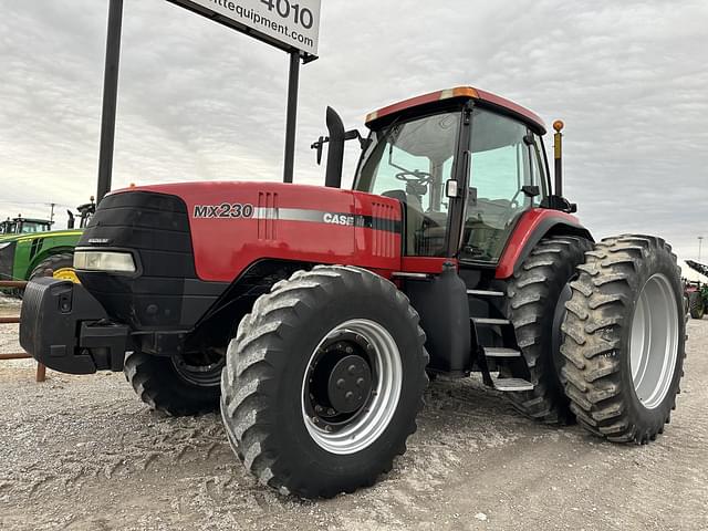 Image of Case IH MX230 equipment image 2