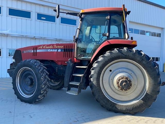 Image of Case IH MX230 equipment image 4