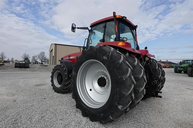 Image of Case IH MX255 equipment image 2