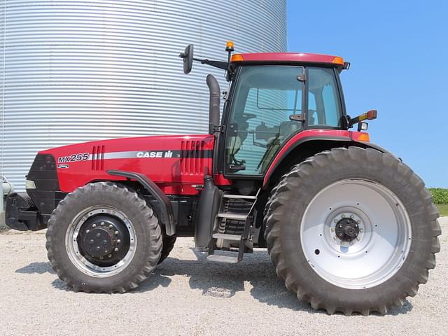 Image of Case IH MX255 equipment image 1