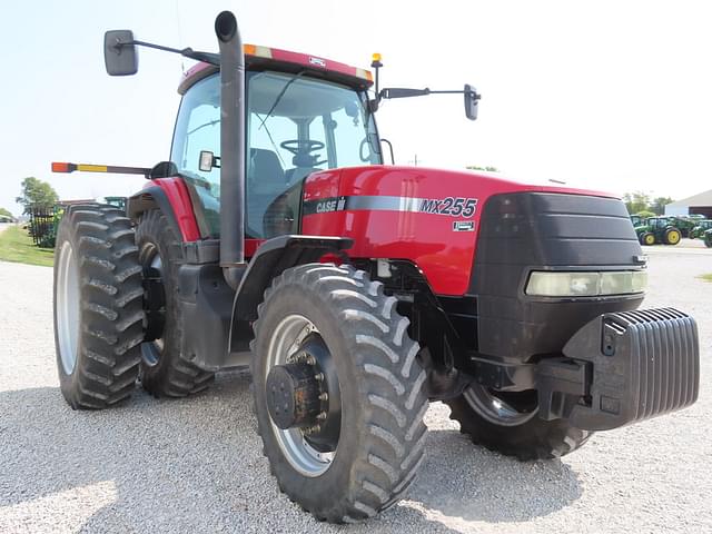 Image of Case IH MX255 equipment image 4