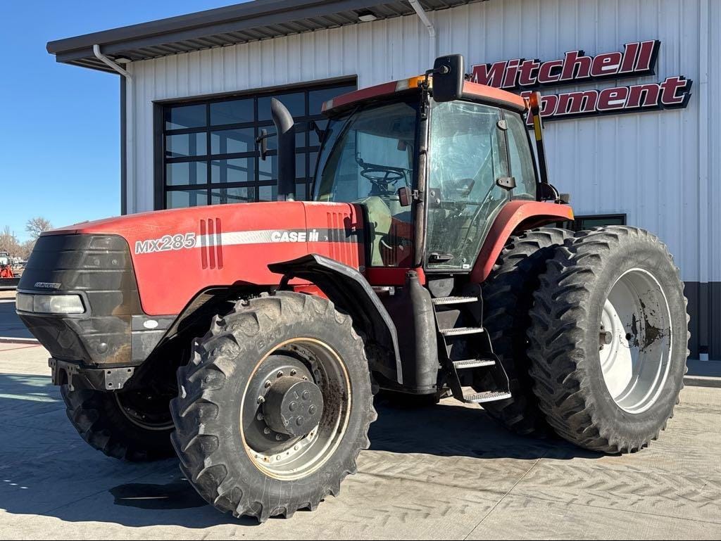 2004 Case IH MX285 Equipment Image0