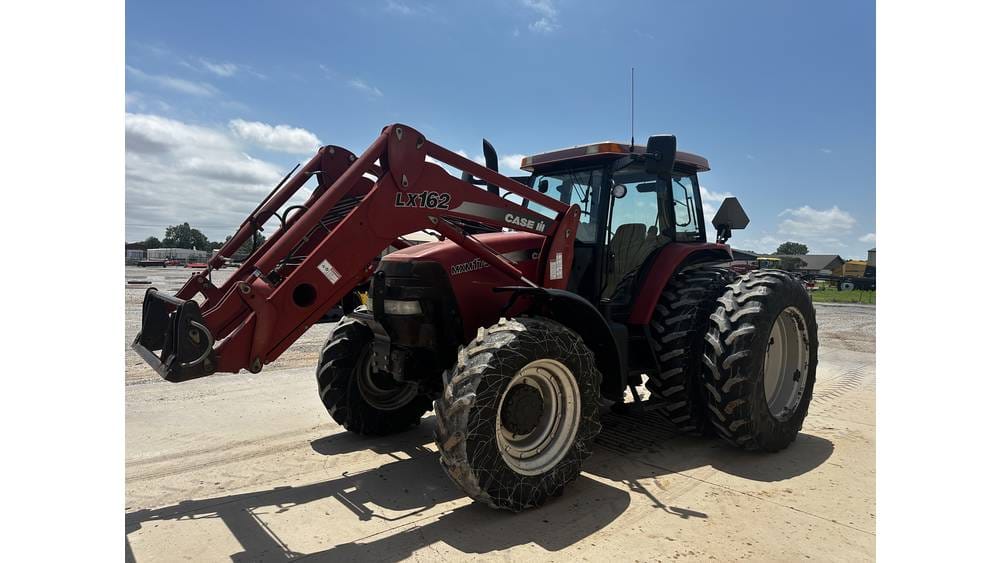 2004 Case IH MXM175 Equipment Image0