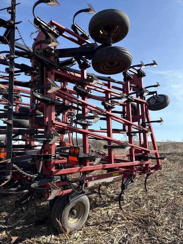 Image of Case IH Tigermate 200 equipment image 4
