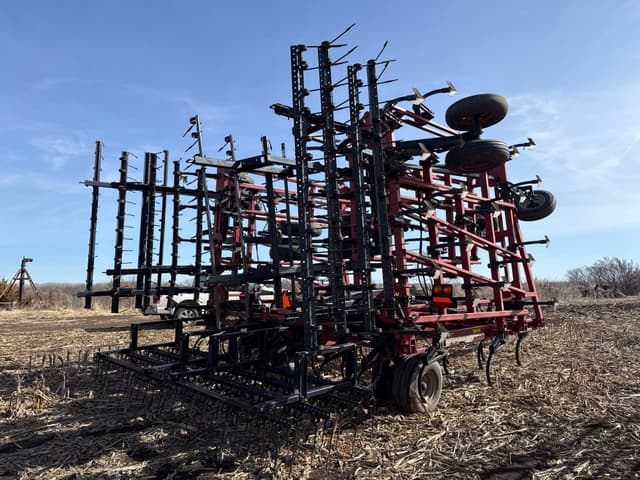 Image of Case IH Tigermate 200 equipment image 3