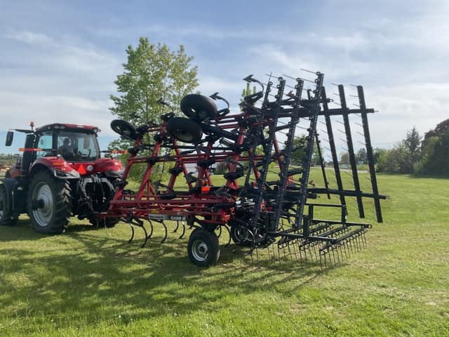 Image of Case IH Tigermate II equipment image 2