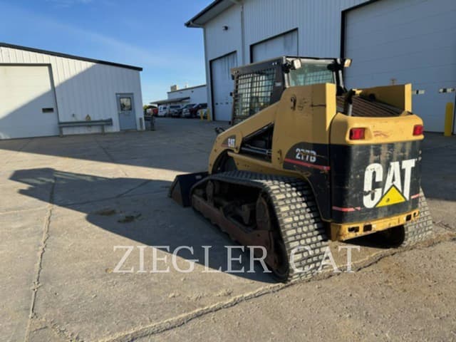 Image of Caterpillar 277B equipment image 3