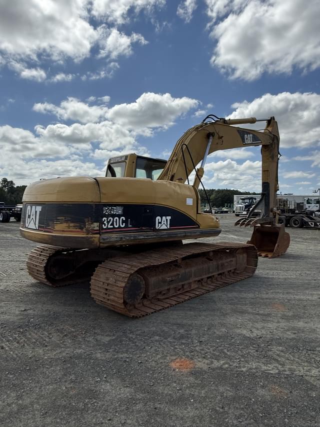 Image of Caterpillar 320CL equipment image 2