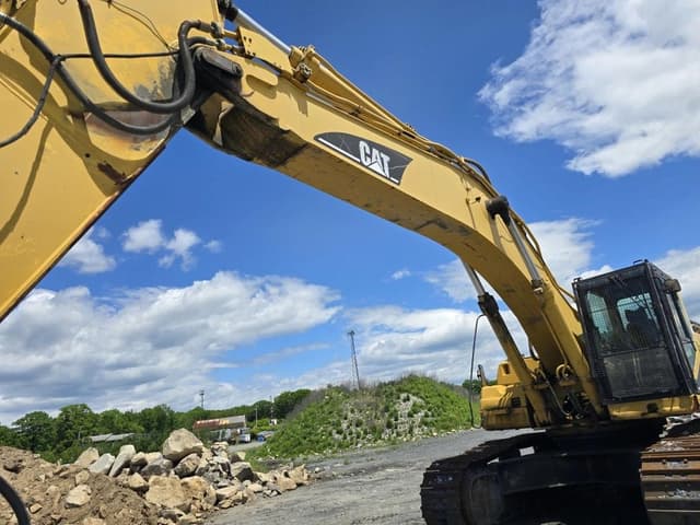 Image of Caterpillar 345B equipment image 4