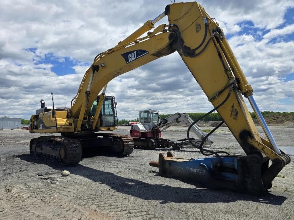 Image of Caterpillar 345B Primary image