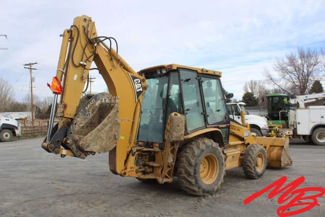 Image of Caterpillar 420D equipment image 4