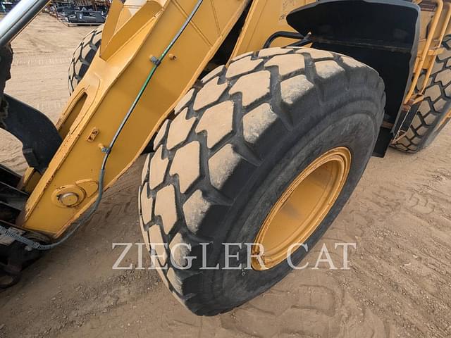 Image of Caterpillar 924G equipment image 3