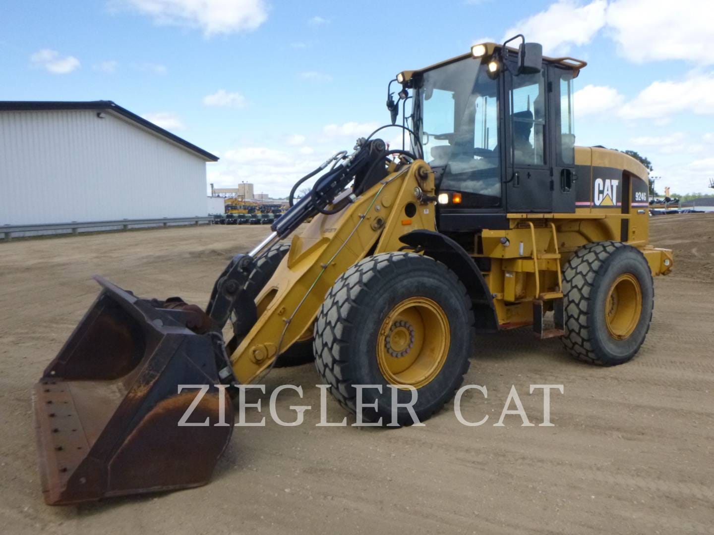 2004 Caterpillar 924G Equipment Image0