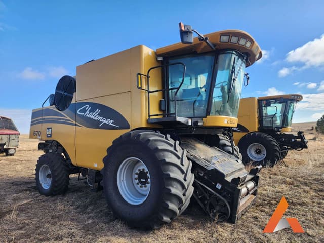 Image of Challenger 670 equipment image 4