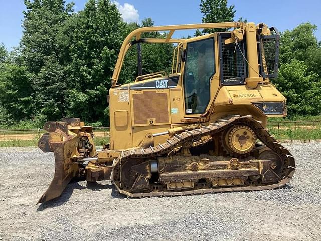 Image of Caterpillar D5N XL equipment image 2