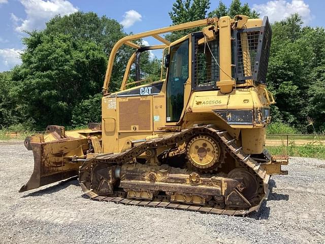 Image of Caterpillar D5N XL equipment image 3