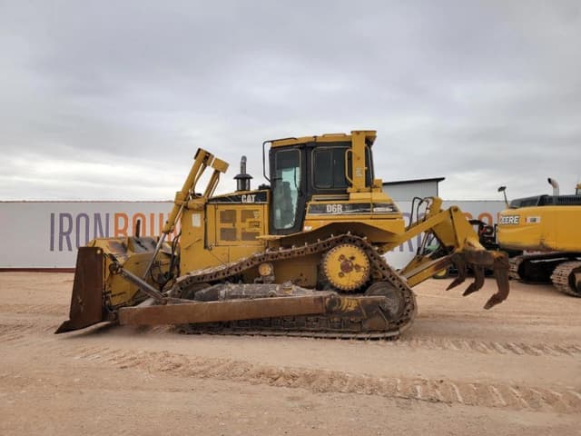 Image of Caterpillar D6R XL equipment image 1