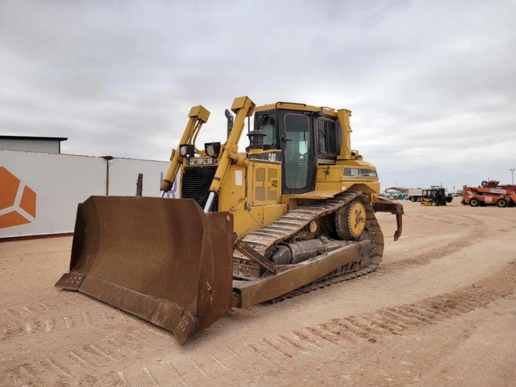 2004 Caterpillar D6R XL Equipment Image0