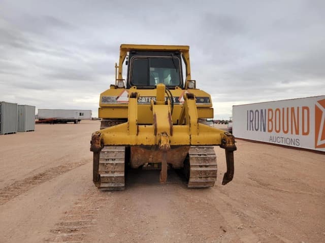 Image of Caterpillar D6R XL equipment image 3