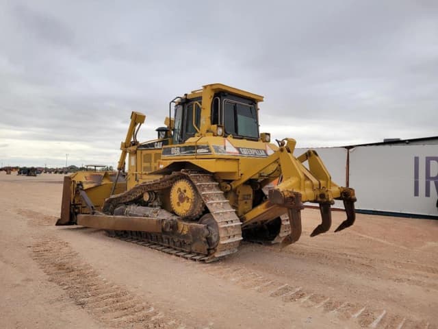 Image of Caterpillar D6R XL equipment image 2