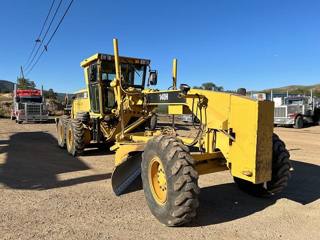 Image of Caterpillar 140H equipment image 1