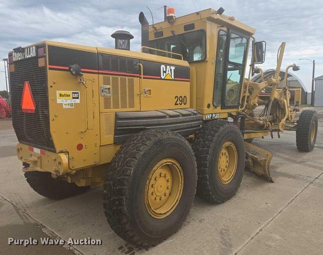 Image of Caterpillar 140H equipment image 4