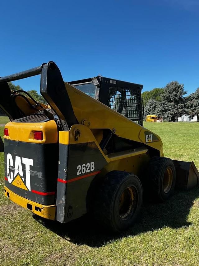 Image of Caterpillar 262B equipment image 2